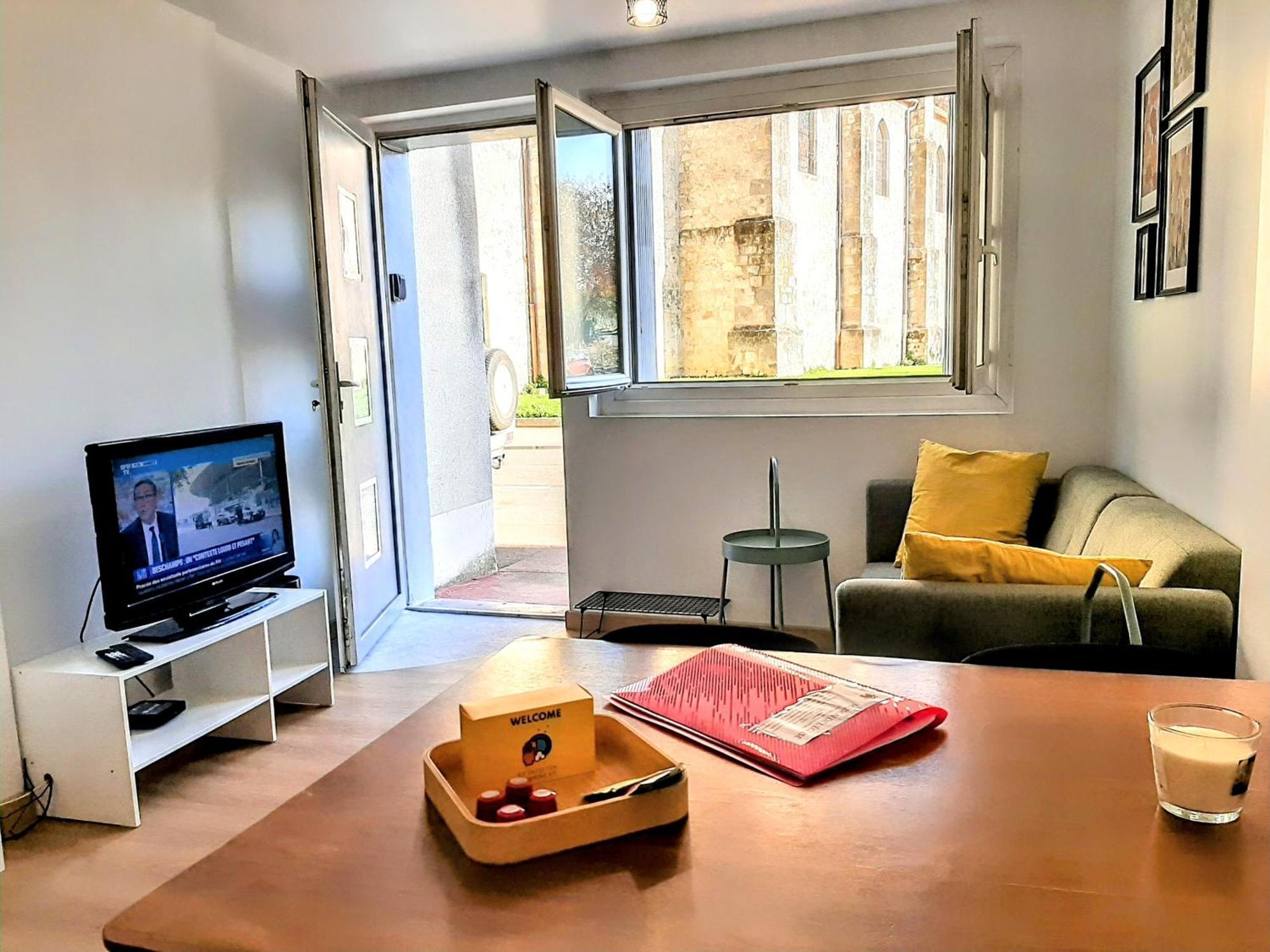 Maison Moderne 2 Chambres, A Deux Pas Des Thermes, Casino Et Center Parcs Кастельжалу Экстерьер фото